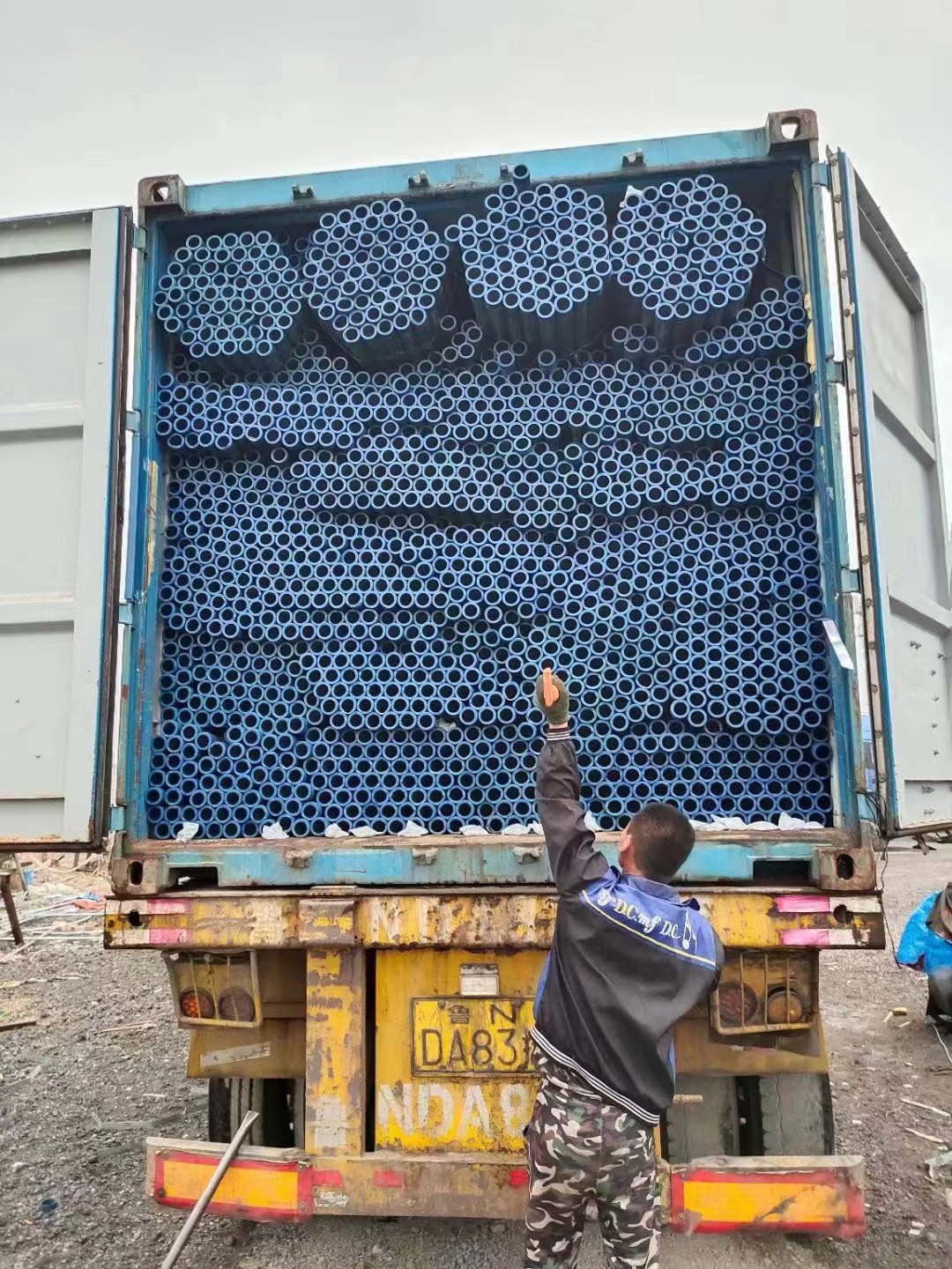 Steel Pipe Container Loading Case