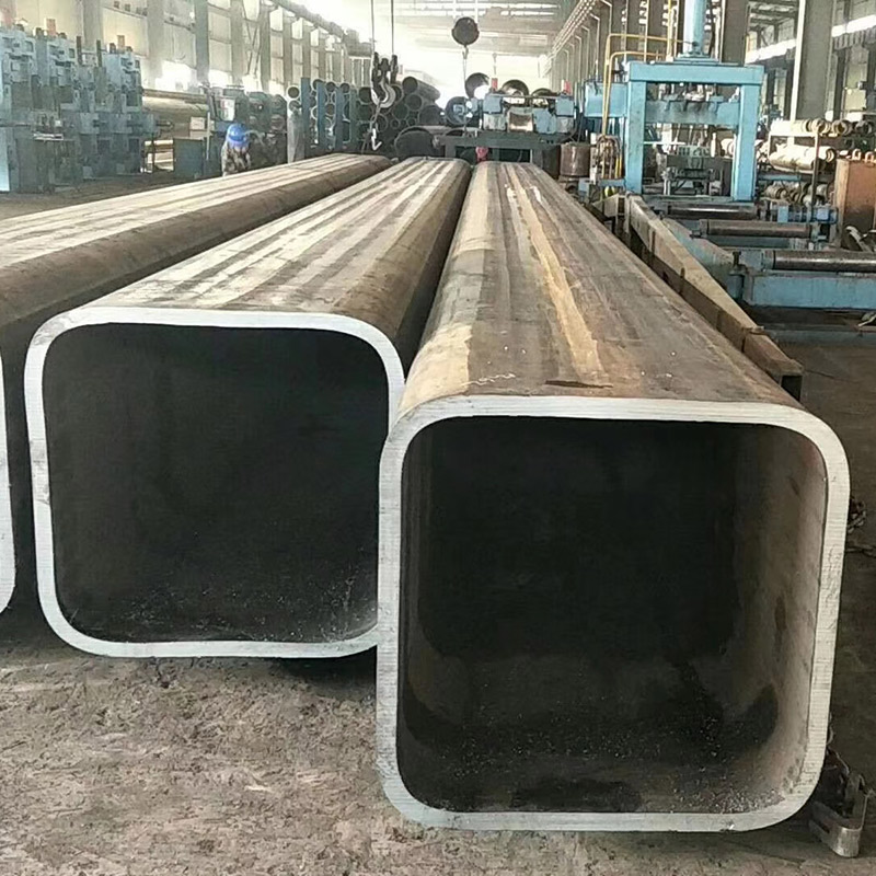 Square and rectangular structural steel tubes