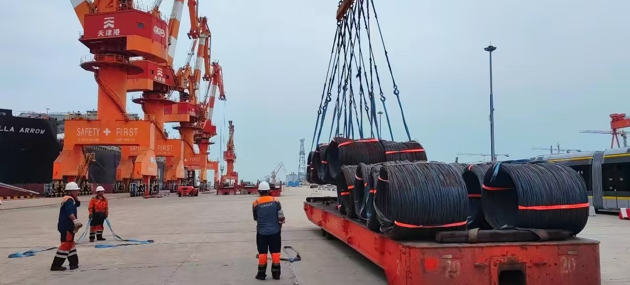 Wire rod port loading stock